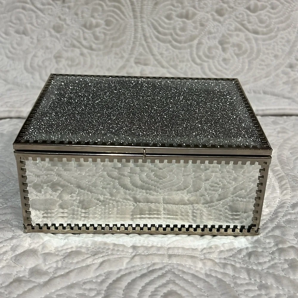 Cynthia Rowley jewelry boxes‎